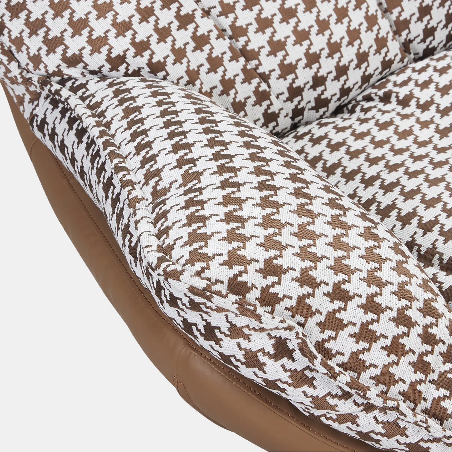 Bordeaux Lounge Chair