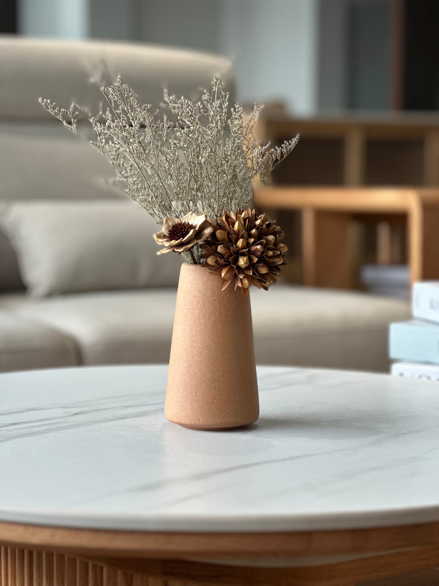 Yussa Vase