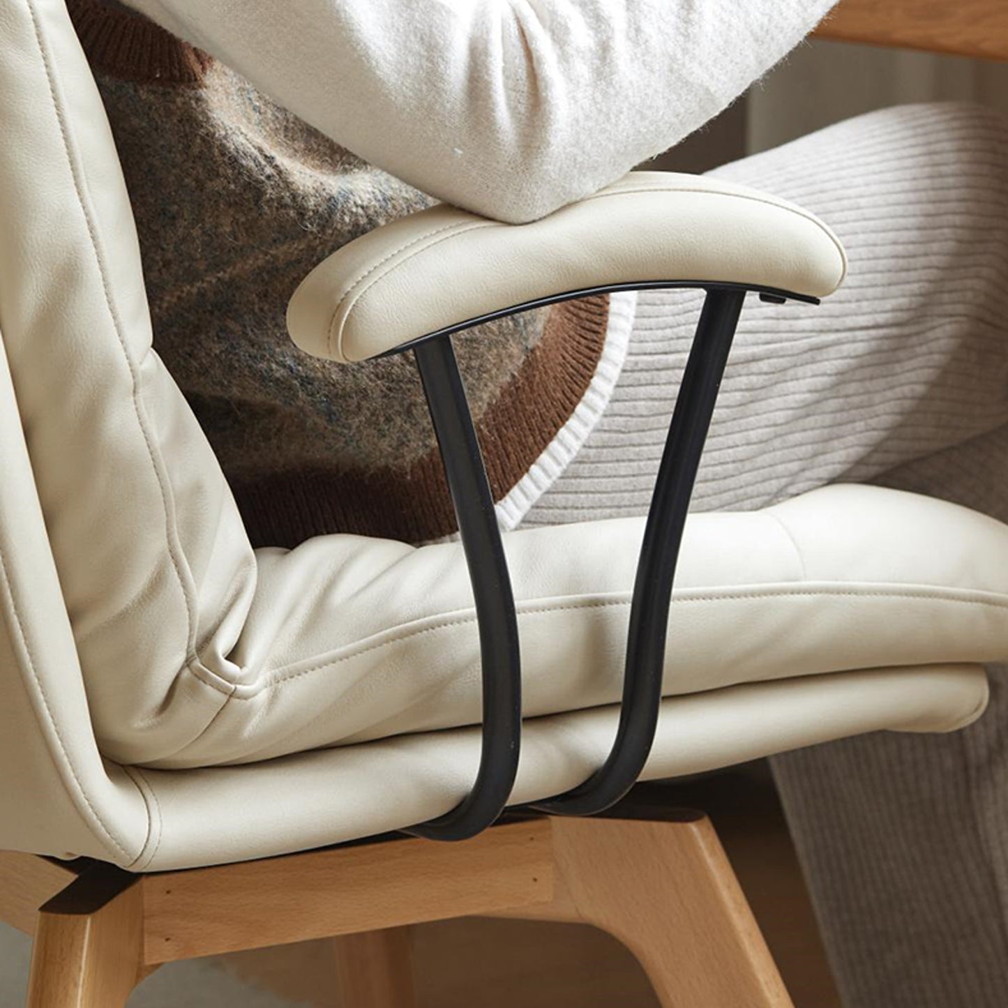 Nimbus Chair
