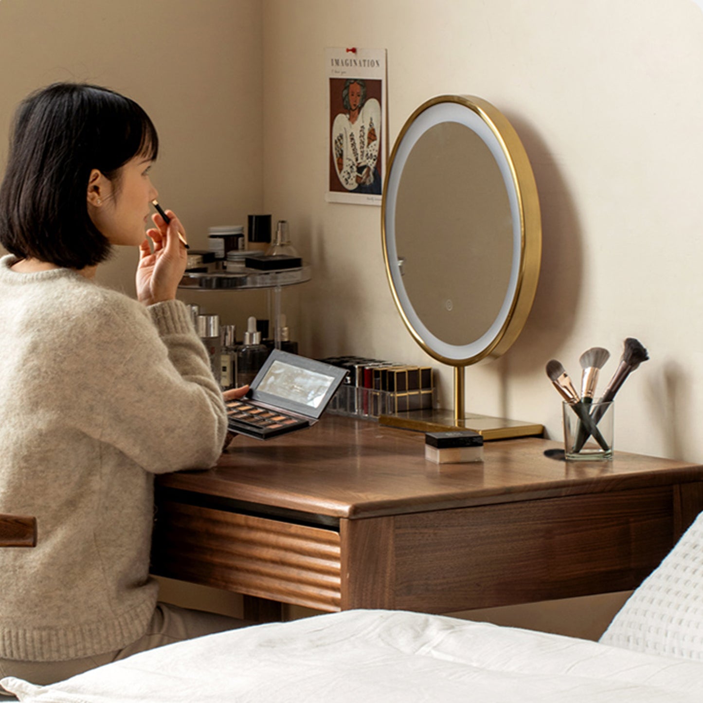 Nuvia Desk