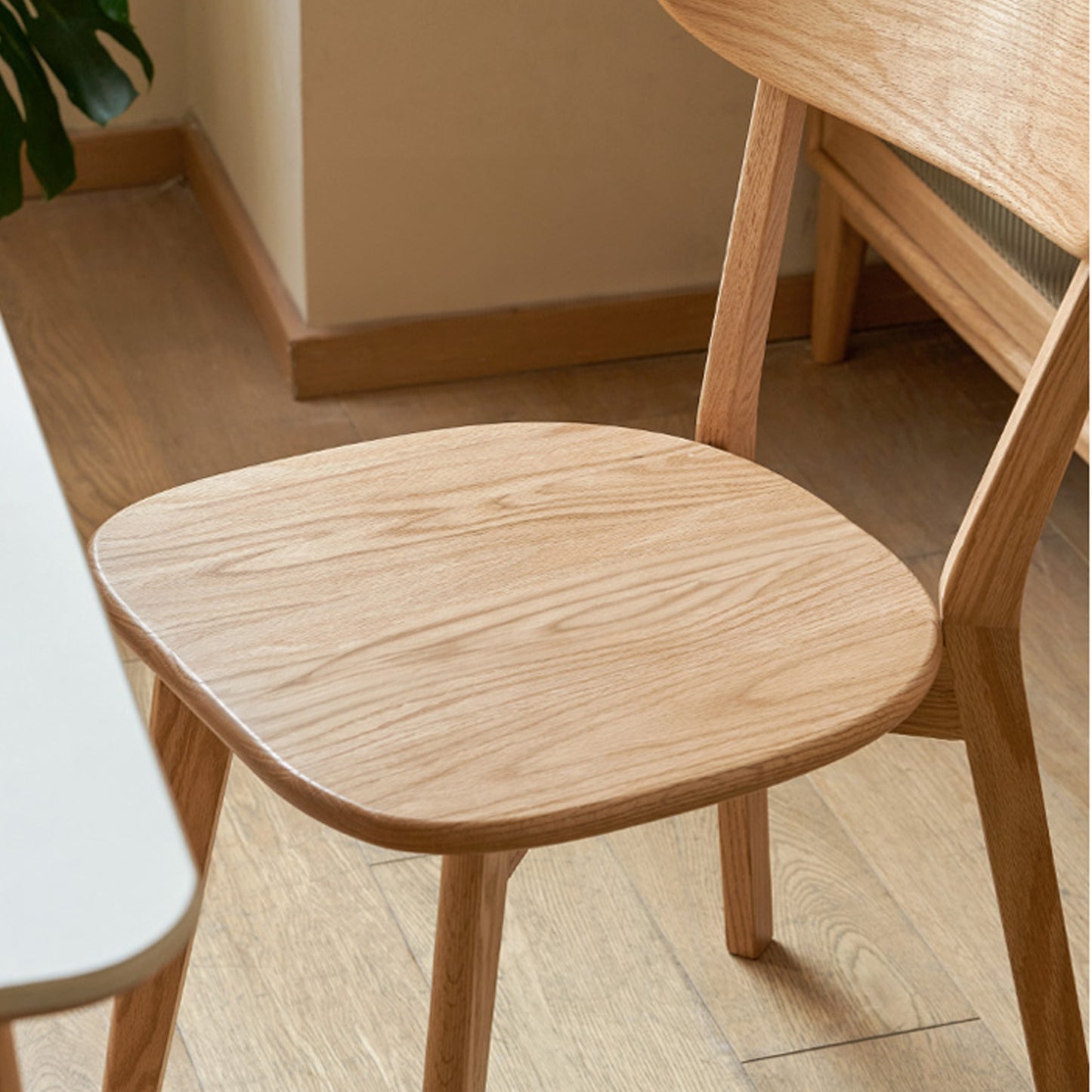 Nyra Dining Chair