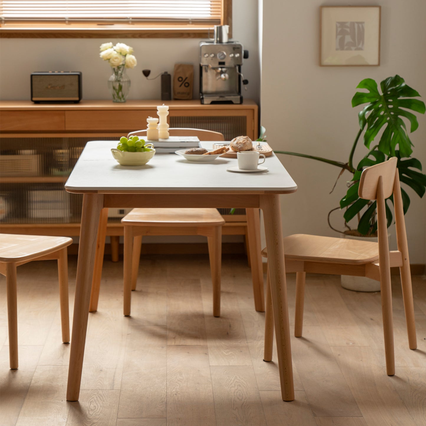 Savra Dining Table