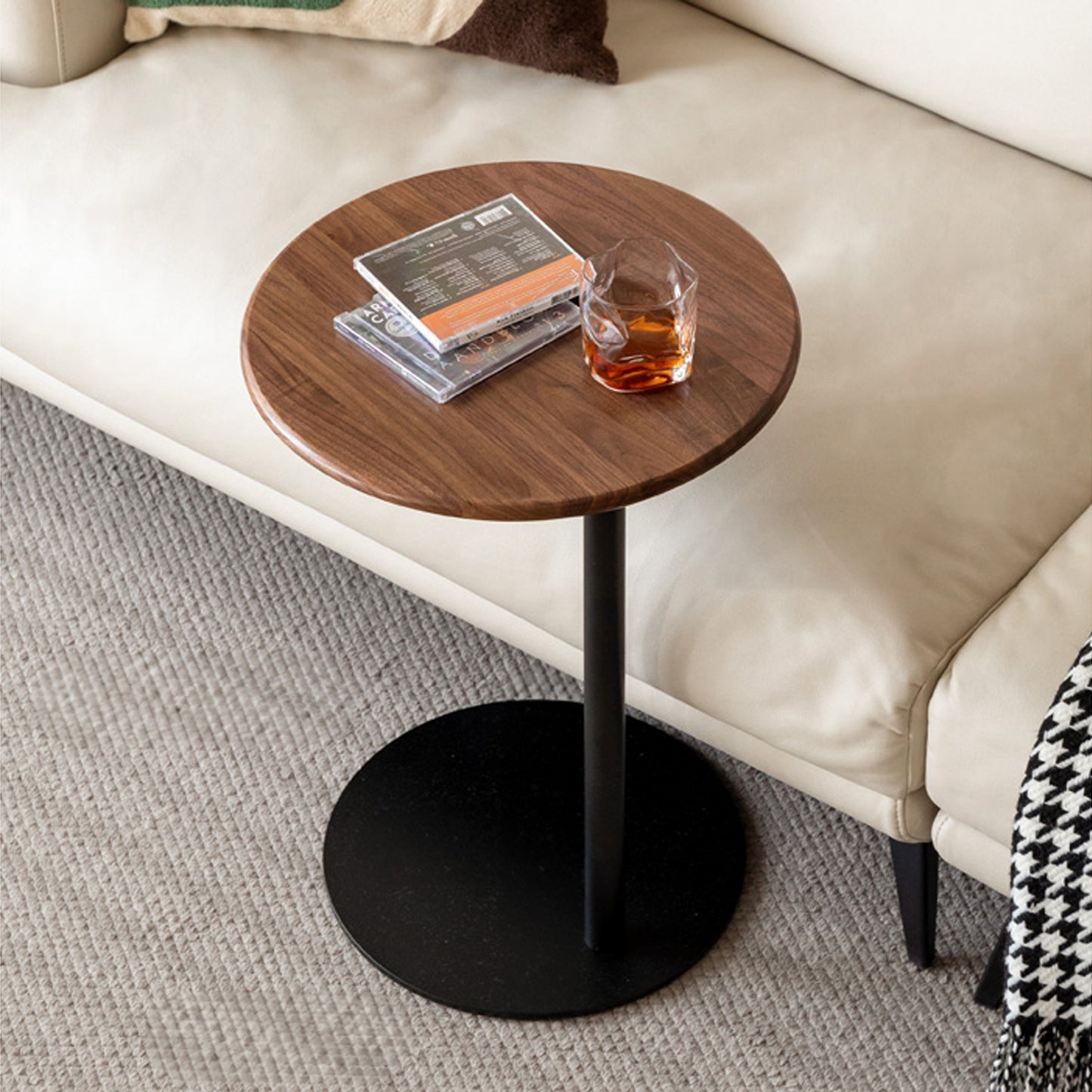 Siato Accent Table