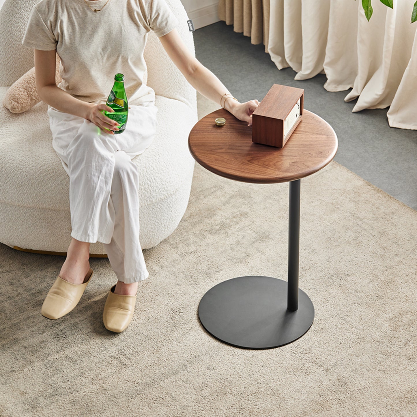 Siato Accent Table
