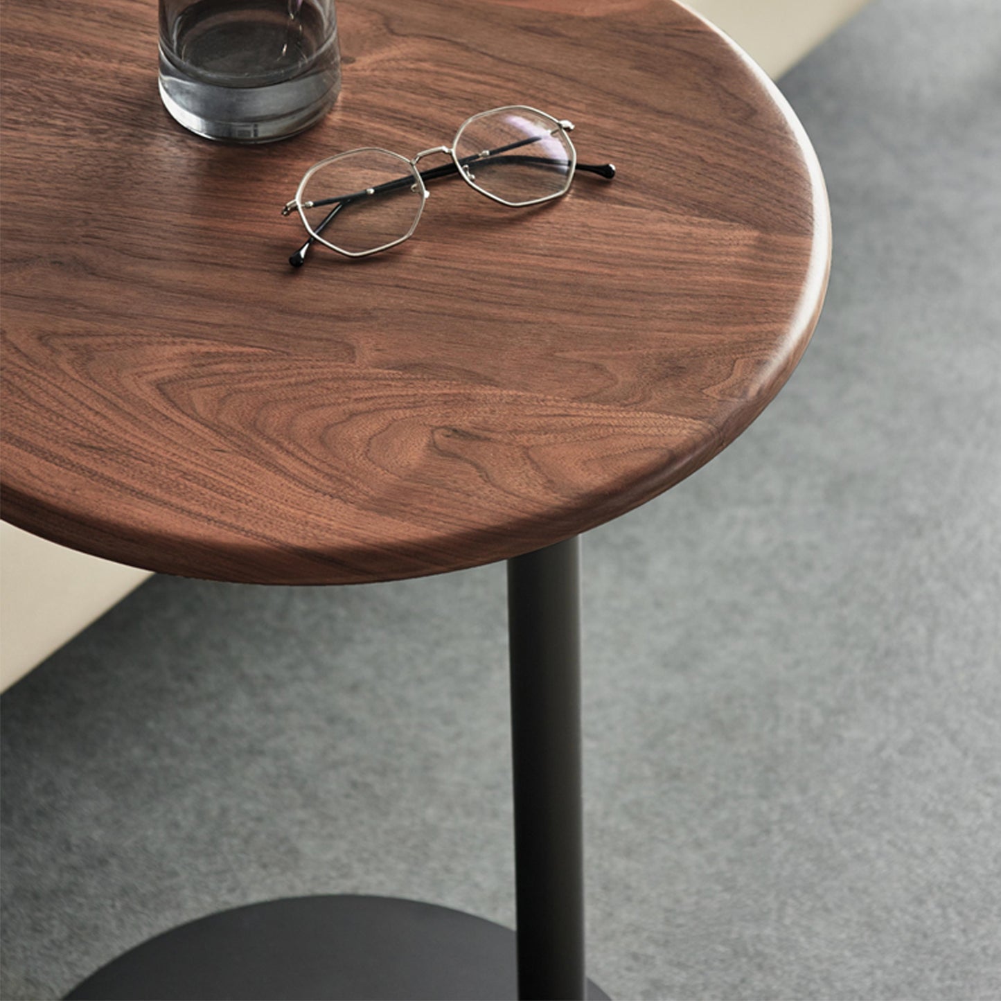Siato Accent Table