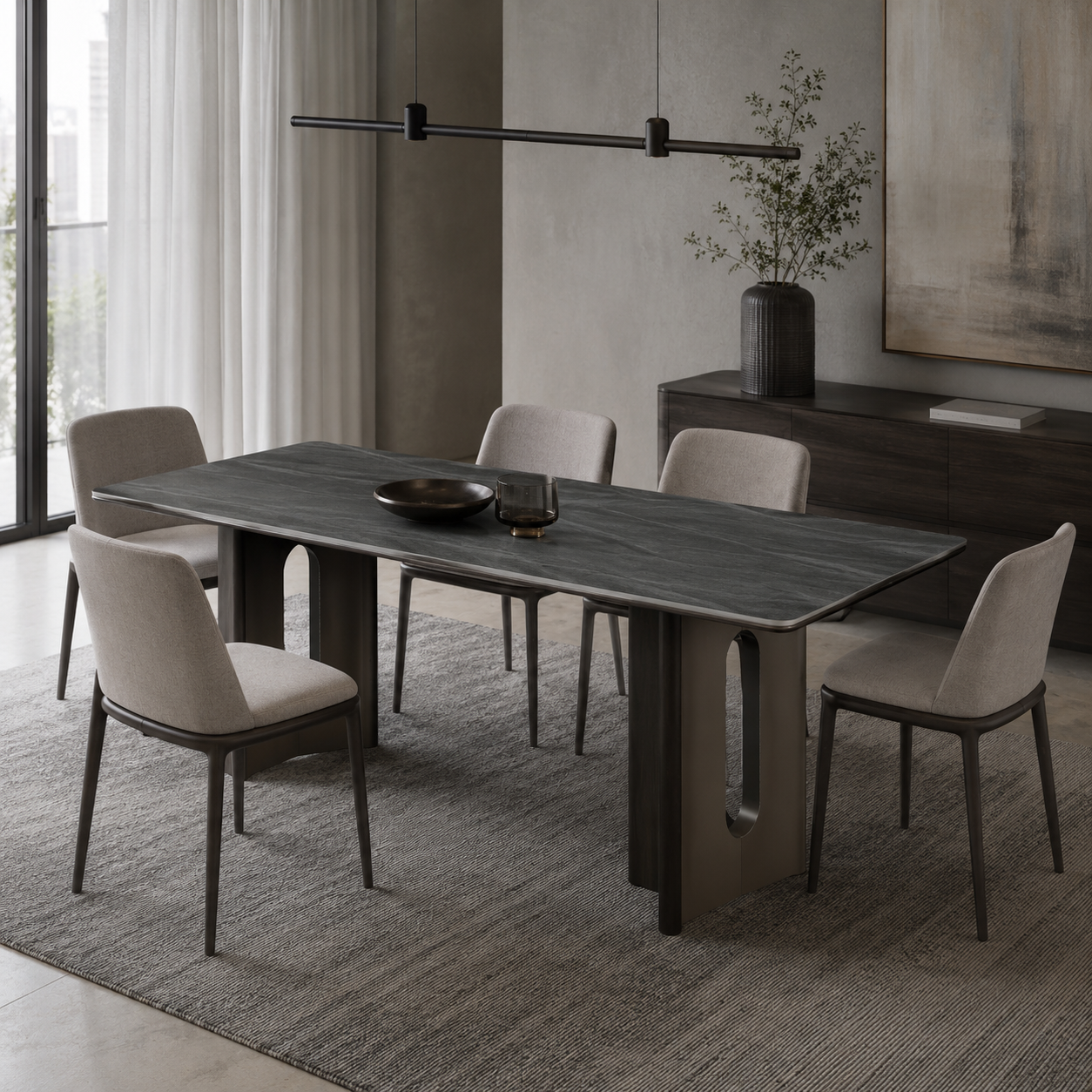 Trono Dining Table