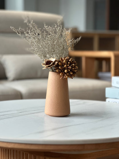 Yussa Vase