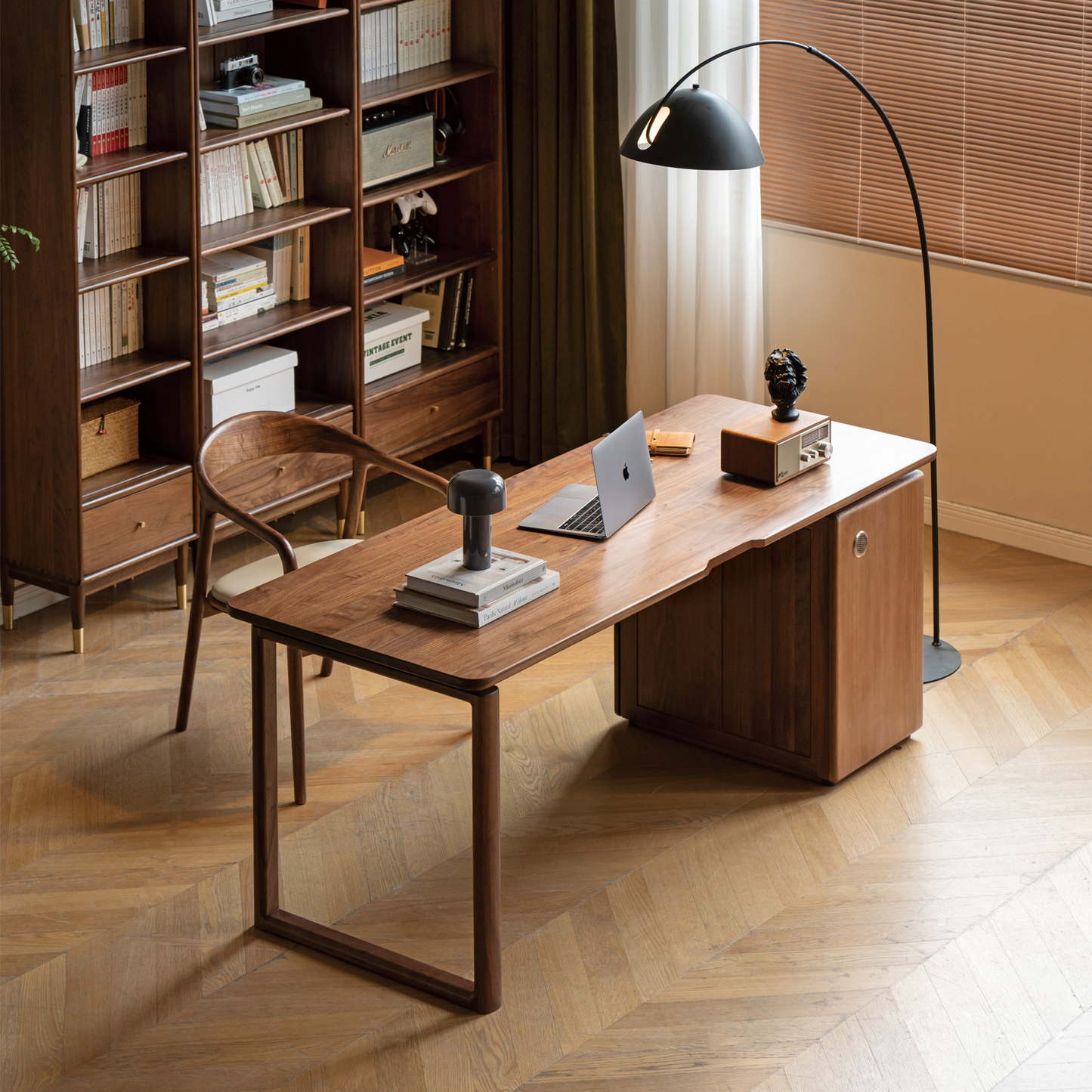 Liro Desk