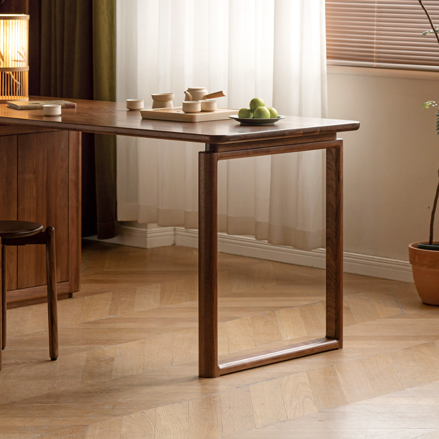 Liro Desk