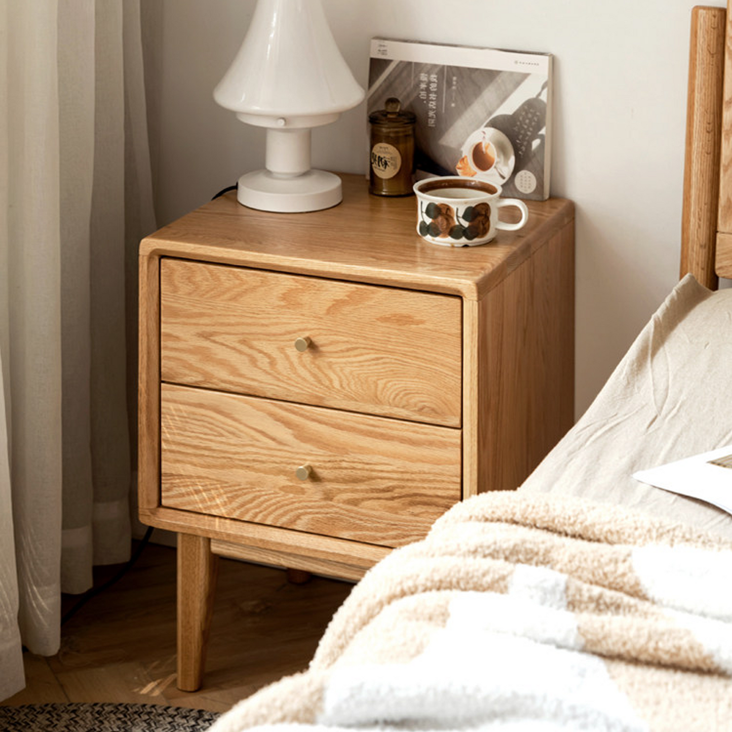 Arco Nighstand