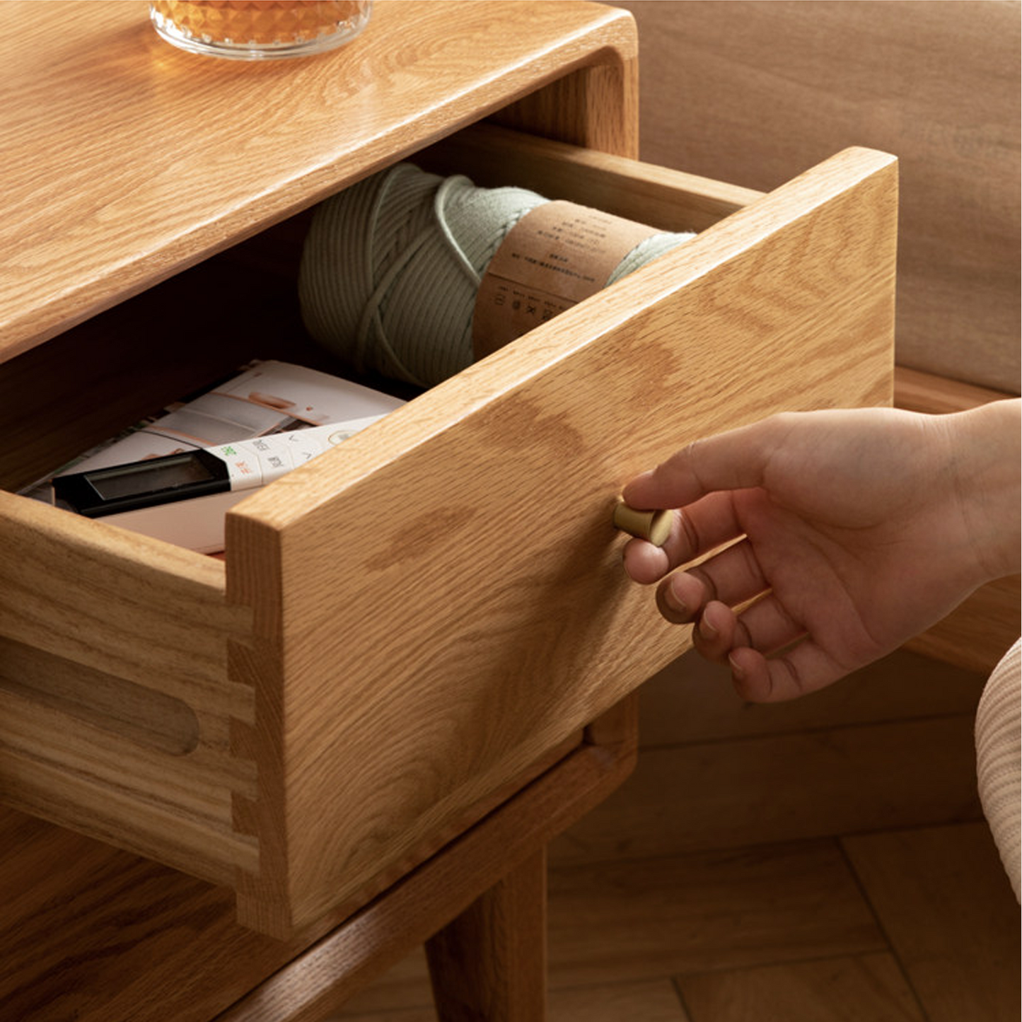 Arco Nighstand