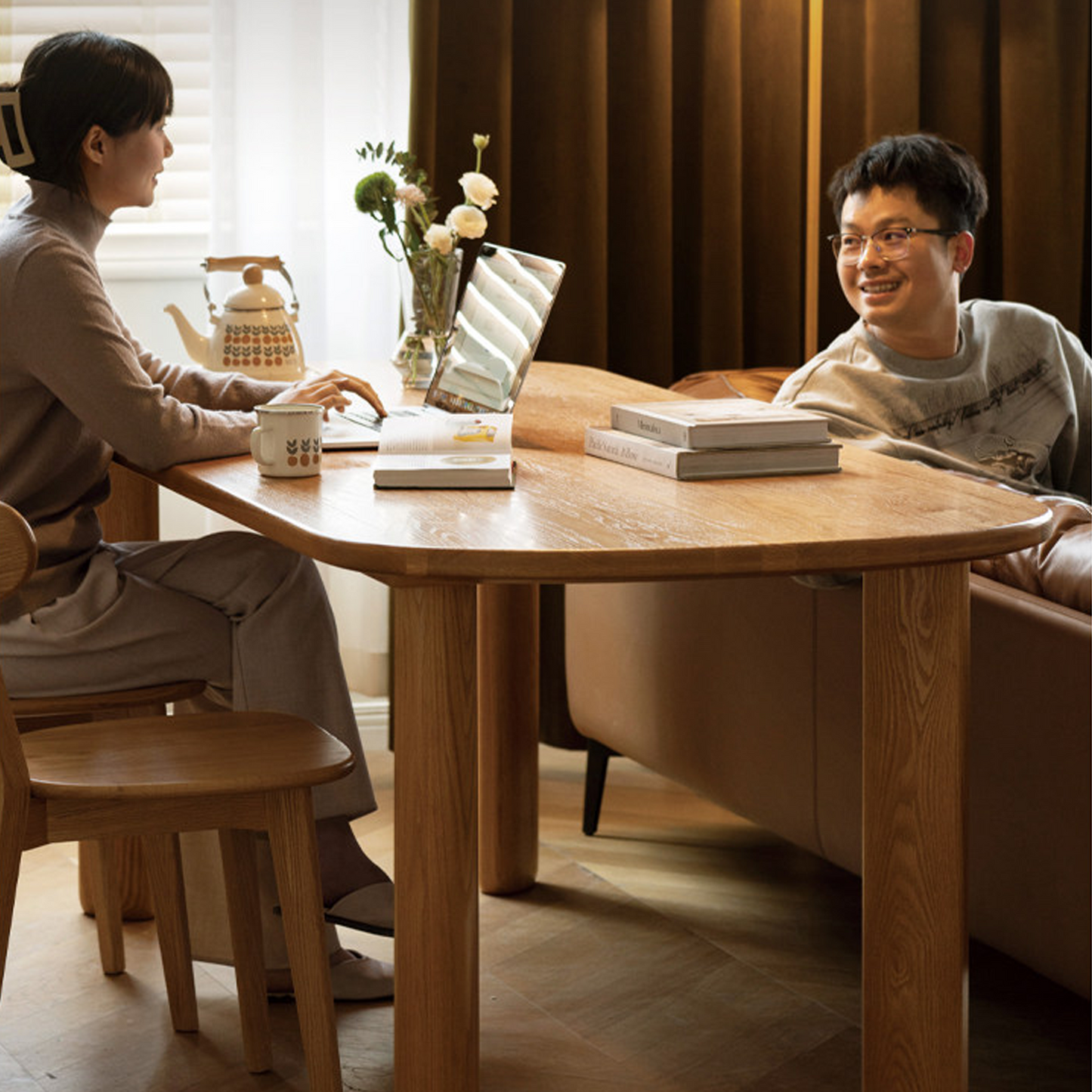 Erca Dining Table