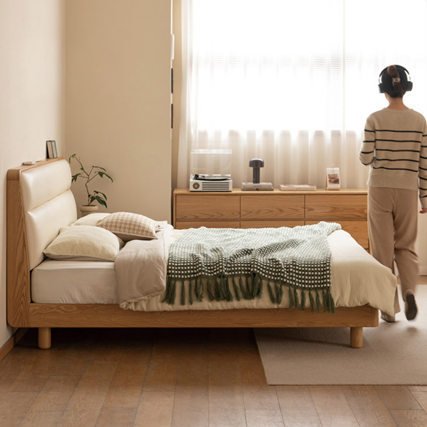 Lucen Bed