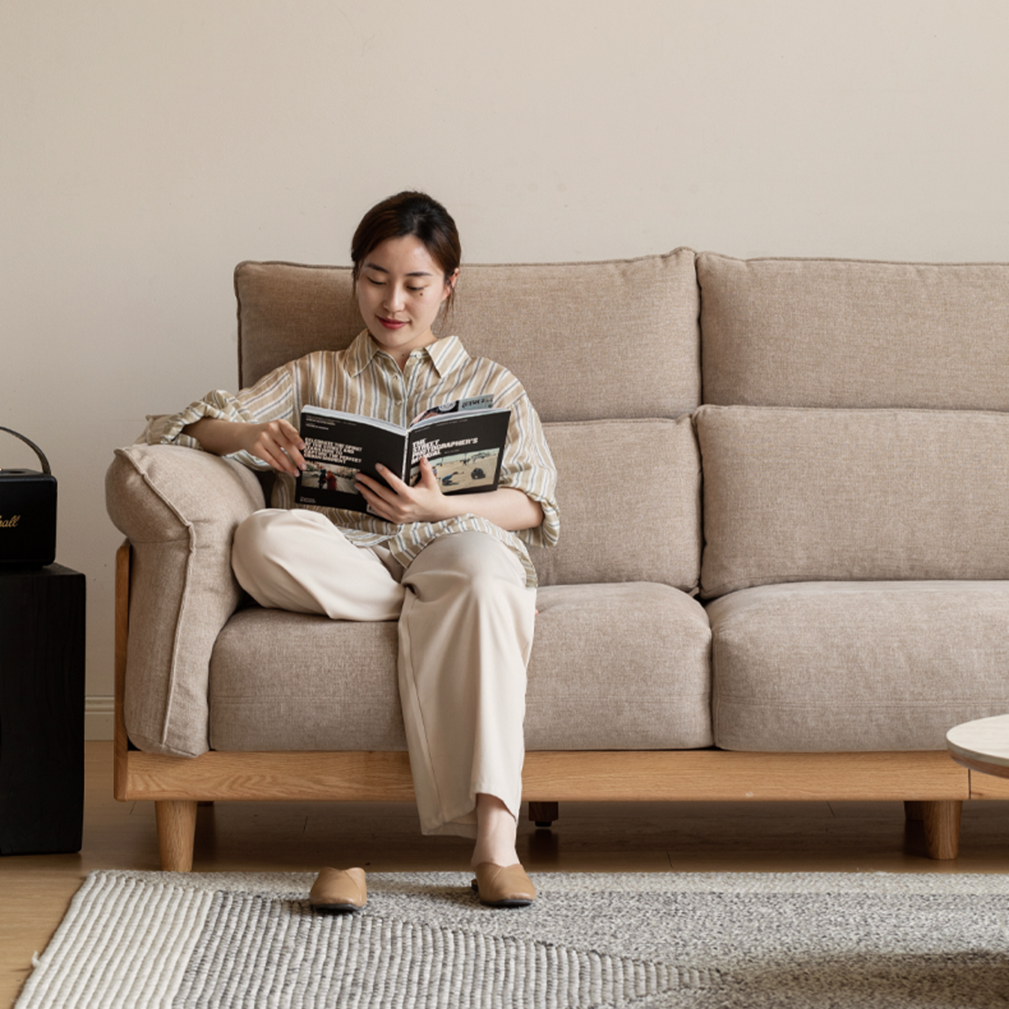 Vea Sofa