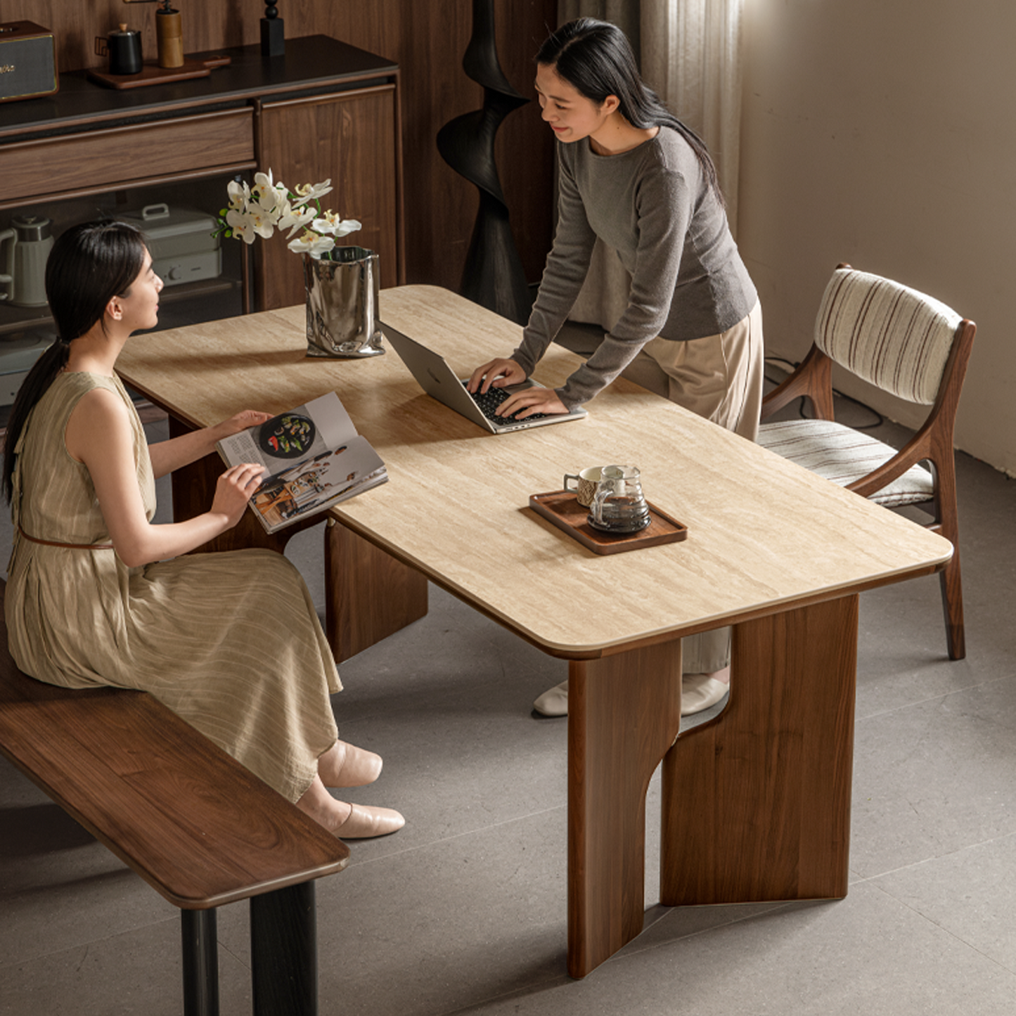 Viten Dining Table